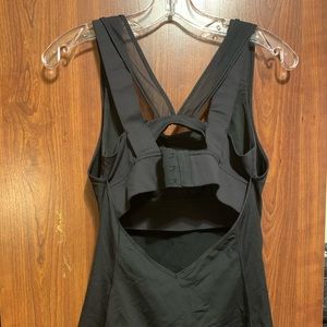 Lululemon tank top with built in bra